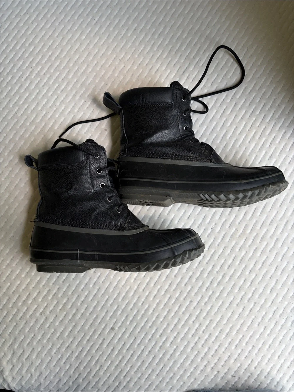 London Fog Men’s Black Lace-Up Waterproof Winter Boots